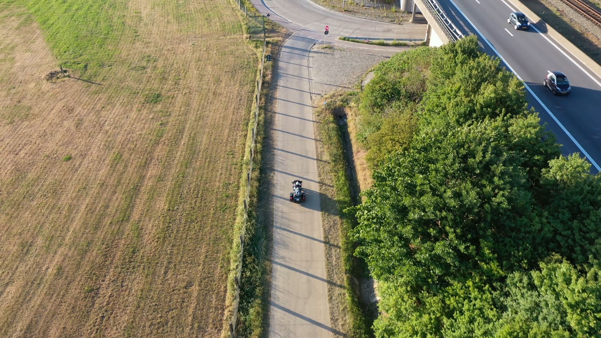 Cor moto 4k.MP4 snapshot 00.54 [2020.11.22 17.48.12]